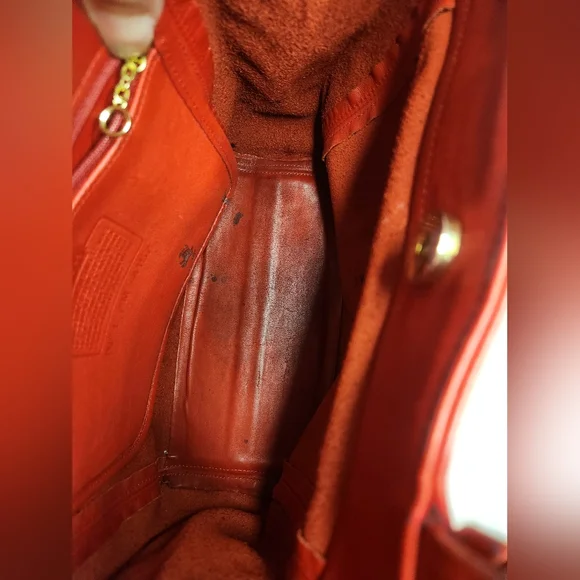 Vintage Coach Red Leather Soho Shoulder Bag #9157 • 90s Legacy Creed Brass - Picture 9 of 12